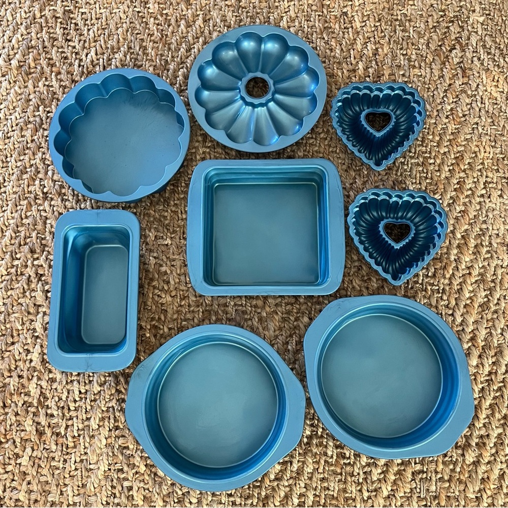 Silicone Baking Pans Tray Mold 8 Piece Round Square Heart Loaf Flower Nonstick